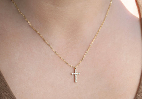 Dainty Cross Necklace stainless steel